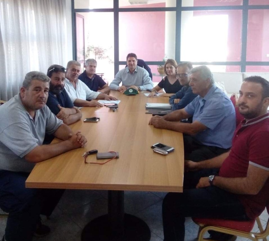 Συζήτηση με τη Διοίκηση 