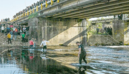 Ο Καθαγιασμός των Υδάτων στη Μεσσήνη στις 11 π.μ. την Πέμπτη από την γέφυρα του ποταμού Παμίσου