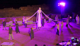 Εντυπωσίασε η παράσταση του ΘΕΜ «Αριστοφανειάδα» στο θέατρο της Αρχαίας Μεσσήνης