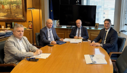 Συνάντηση με τον υπουργό Αγροτικής Ανάπτυξης και Τροφίμων για την αντιμετώπιση της λειψυδρίας με την κατασκευή μικρών φραγμάτων